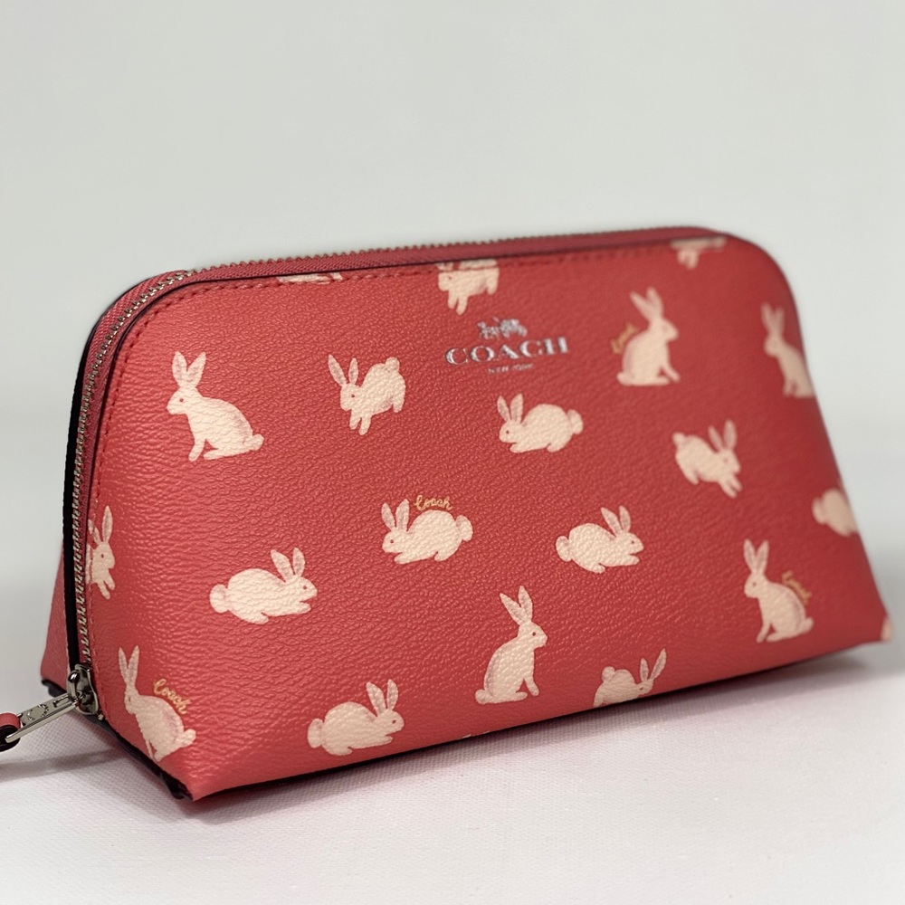🐰Coach Cosmetic Case With Bunny Script - Picture 8 of 8